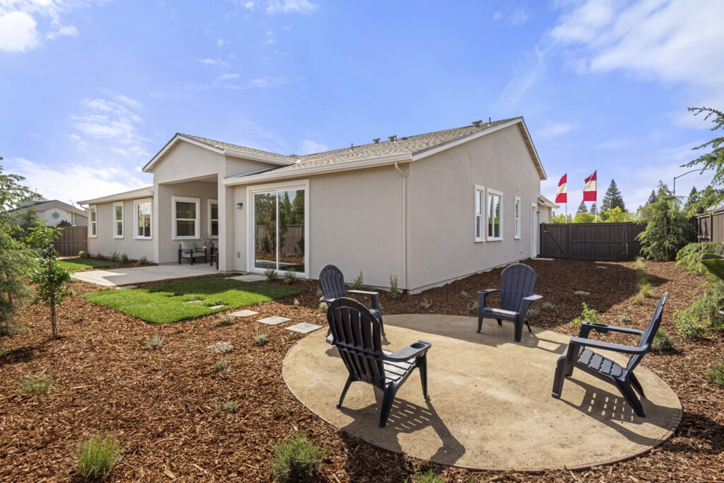 047_9065 Wickstrom Dr - Lg 2200p