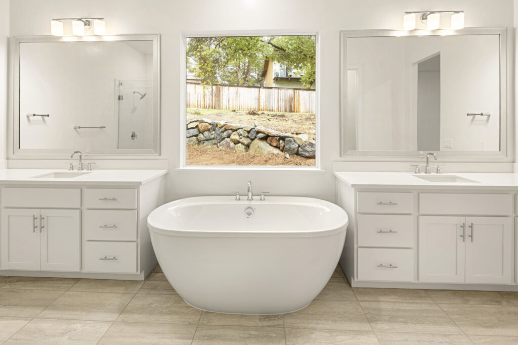 New Home Sales by The Advantage Group photography by Tiamo Images